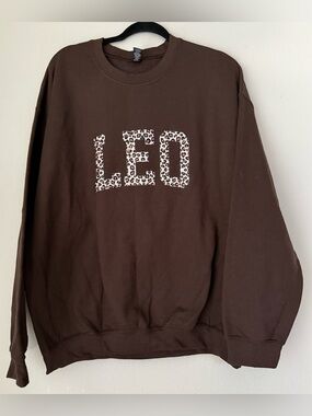 Zodiac "Leo" Chocolate Brown Sweatshirt, XL